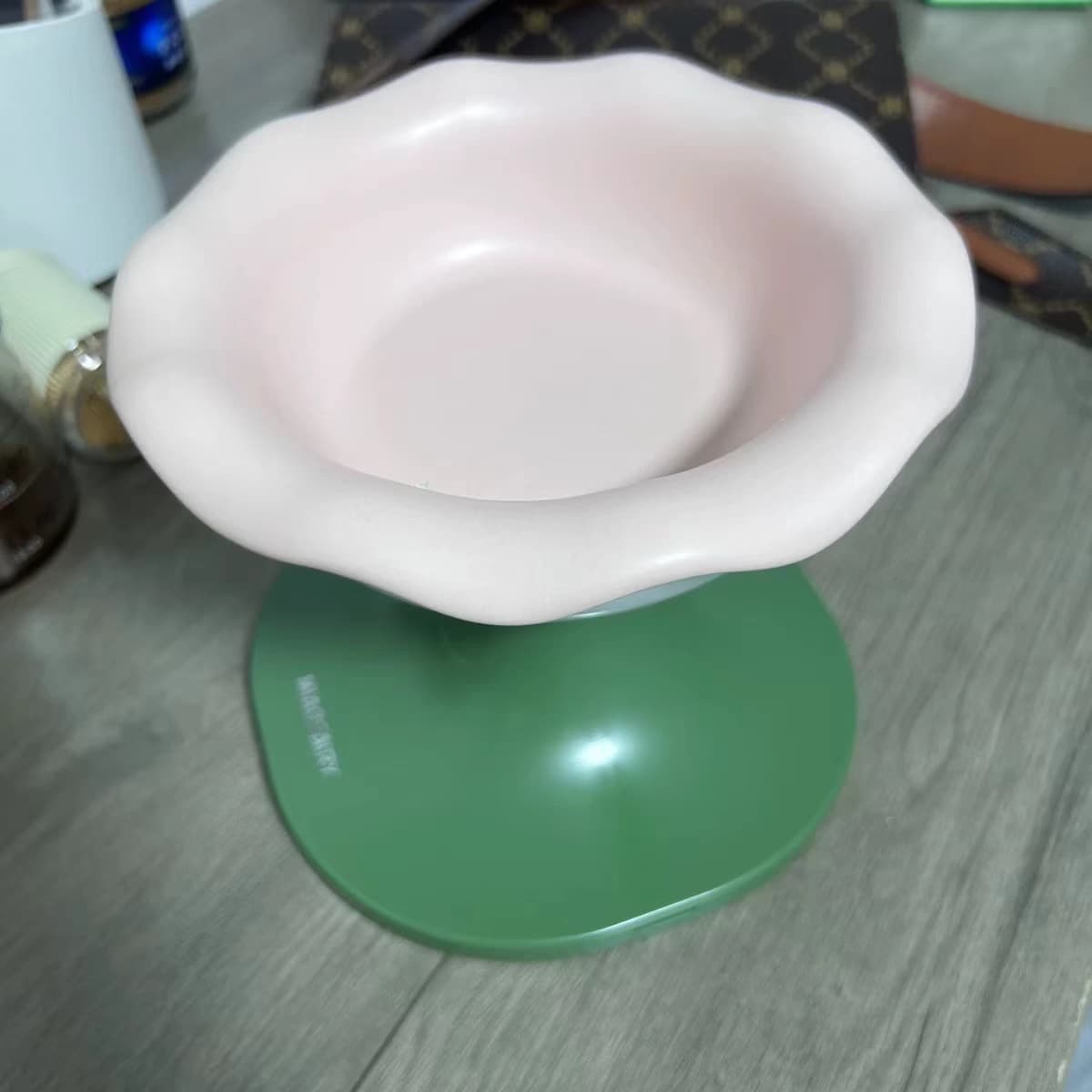 Review Image for Tilting & Elevated Ceramic Cat Bowl - Gelato & Bloom Collection